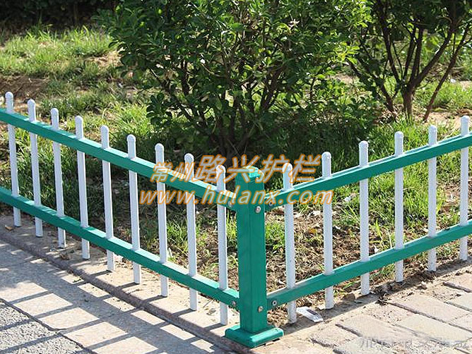 鋅鋼草坪（píng）護欄